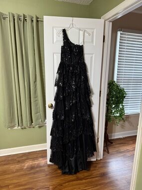 Black One-Shoulder Tiered Sequin Gown